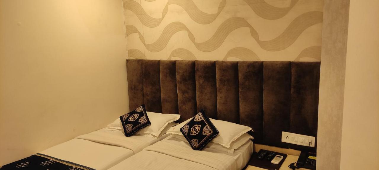 Hotel Fortune Mumbai Bagian luar foto