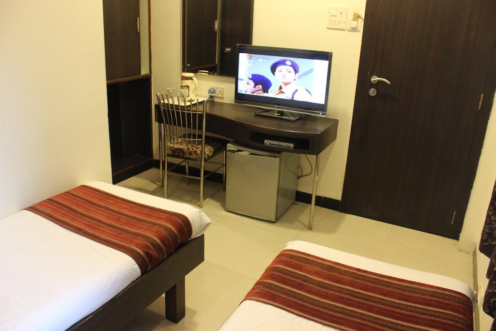 Hotel Fortune Mumbai Bagian luar foto