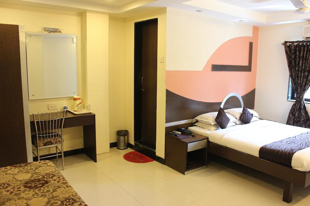 Hotel Fortune Mumbai Bagian luar foto