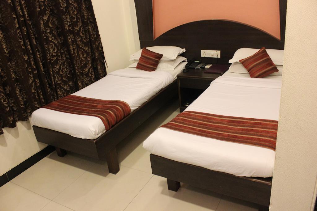 Hotel Fortune Mumbai Bagian luar foto