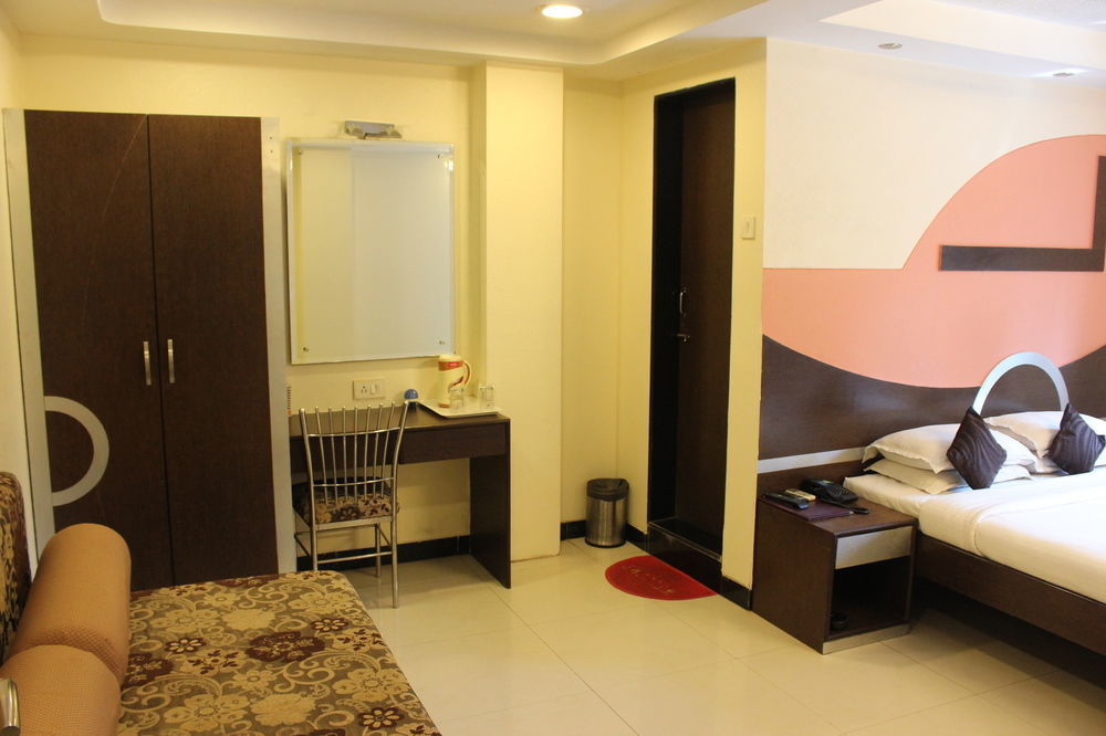 Hotel Fortune Mumbai Bagian luar foto