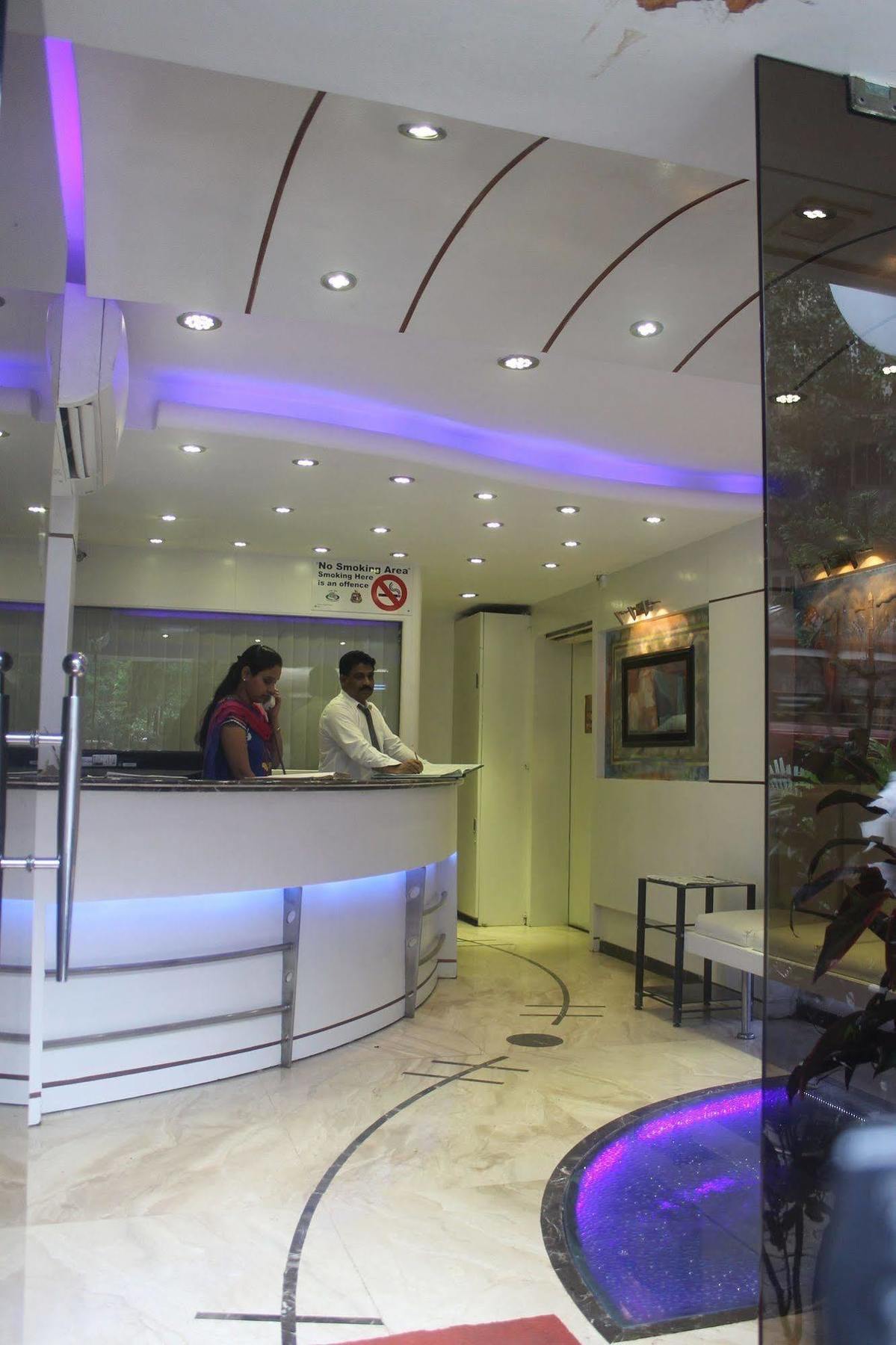 Hotel Fortune Mumbai Bagian luar foto